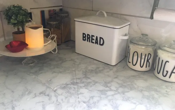 14404 open shelving farmhouse