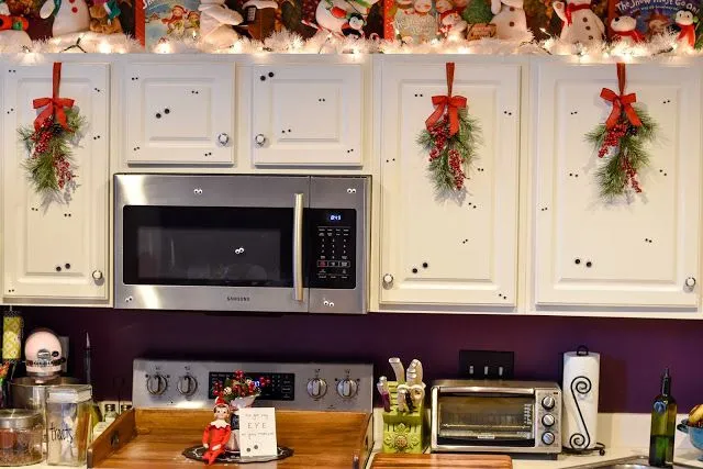 14421 christmas table decor