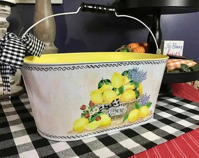 14444 greenery in kitchen