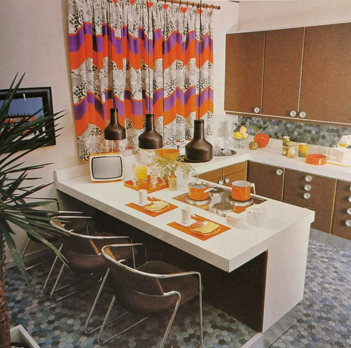 14448 70s kitchen furniture