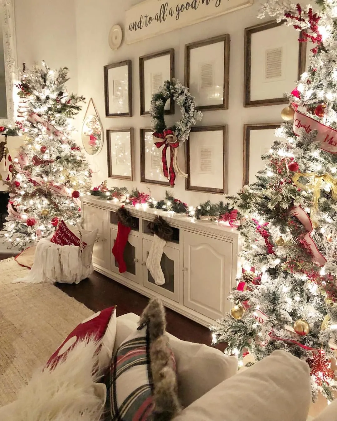 14453 themed christmas accents
