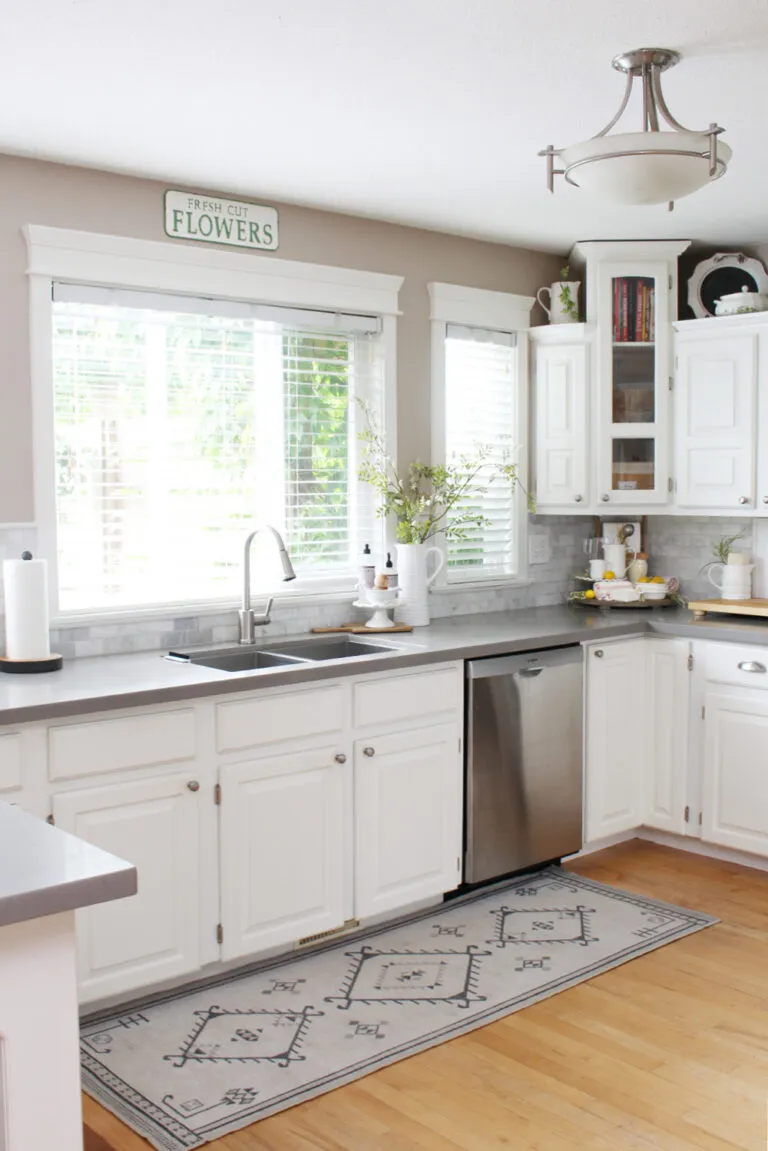 14468 summer kitchen decor safety 4