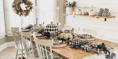 /img/14478-kitchen-table-seasonal-decor.webp