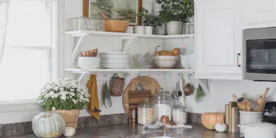 /img/14479-kitchen-decor-plants.webp