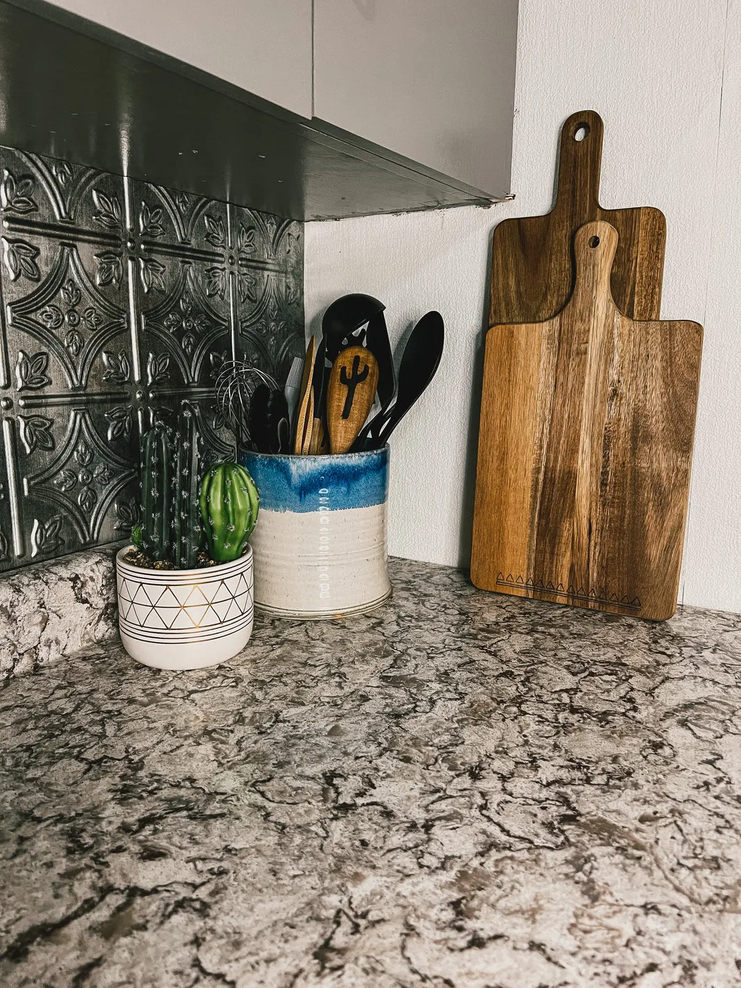 14549 farmhouse kitchen